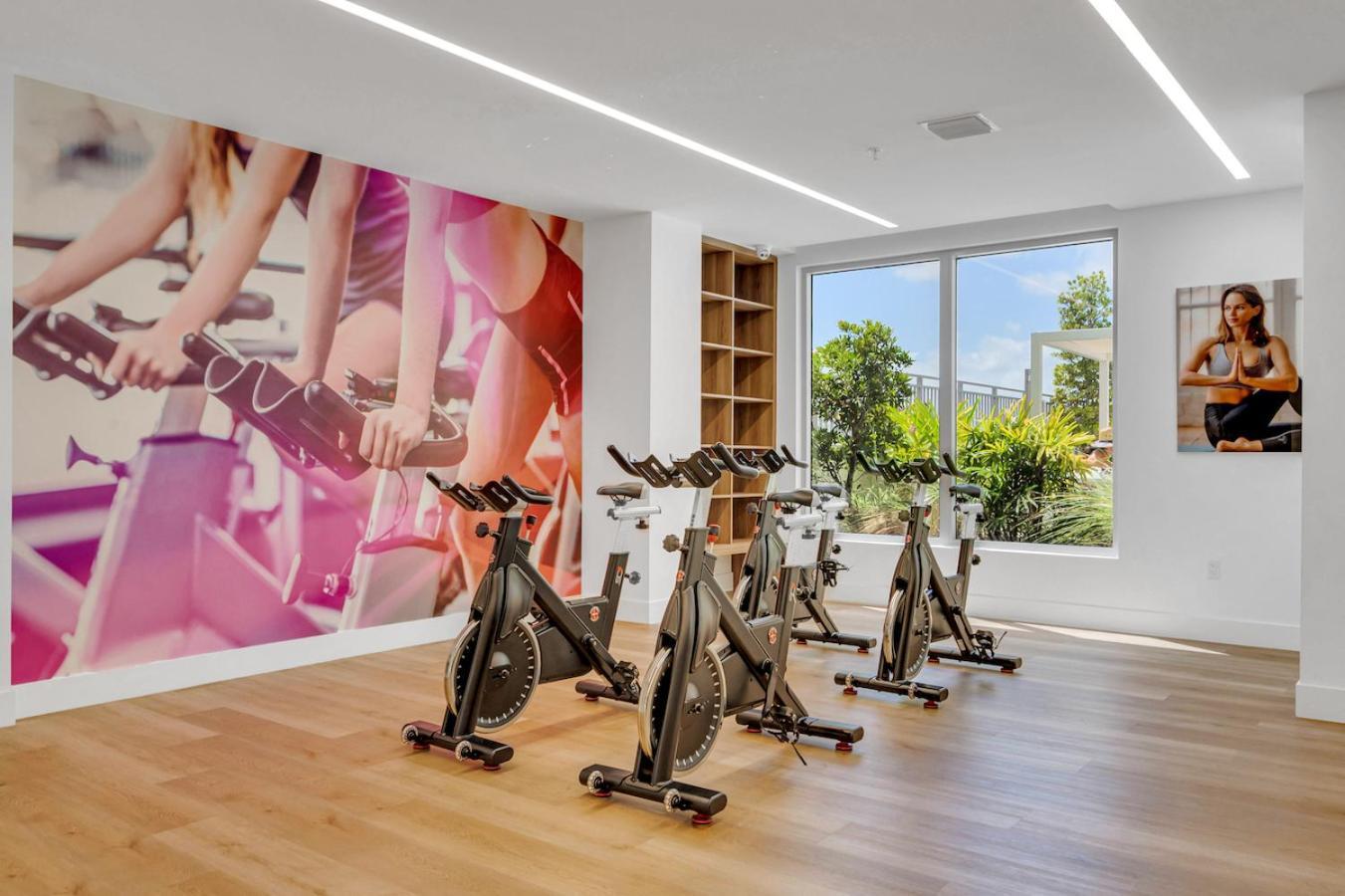 Appartamento Beautiful Unit In Downtown Miami With Free Parking Esterno foto