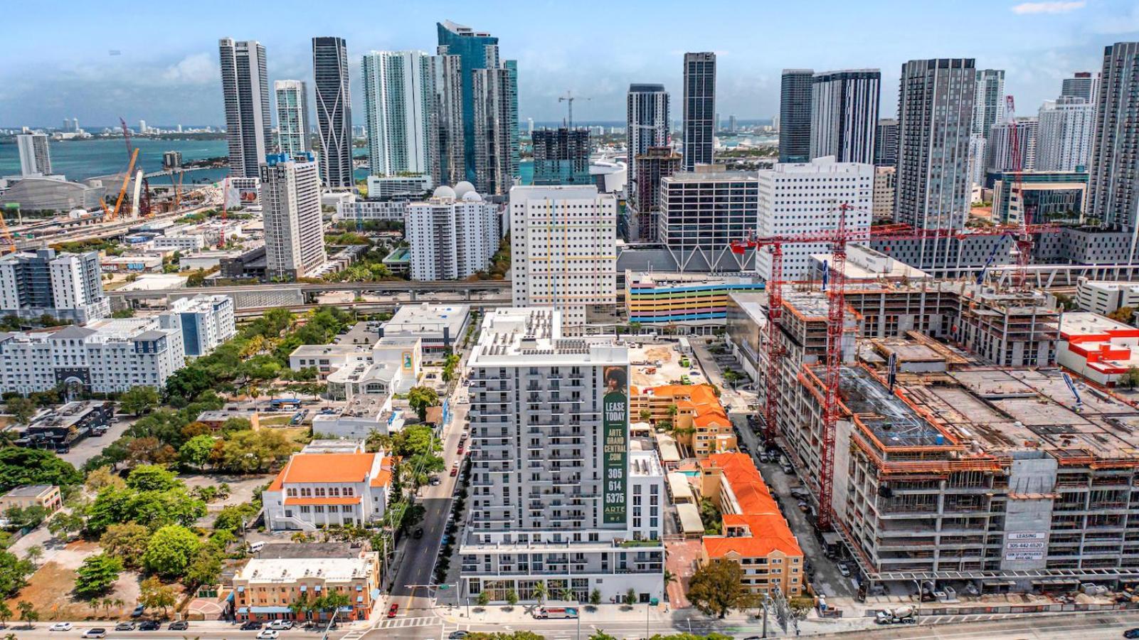 Appartamento Beautiful Unit In Downtown Miami With Free Parking Esterno foto